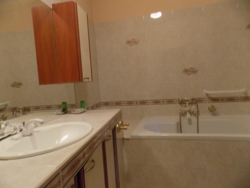 Penzion Marjanka Hluboka nad Vltavou Room photo